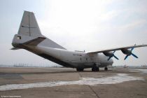 Antonov An-12 ClickAirways-Douchanbe-11fev2008-DSC_0082.jpg